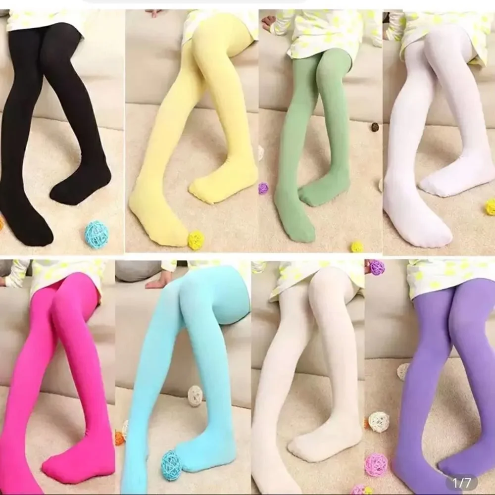 New Two pair Tights for all your girls! Light green+1 L 5-6 years